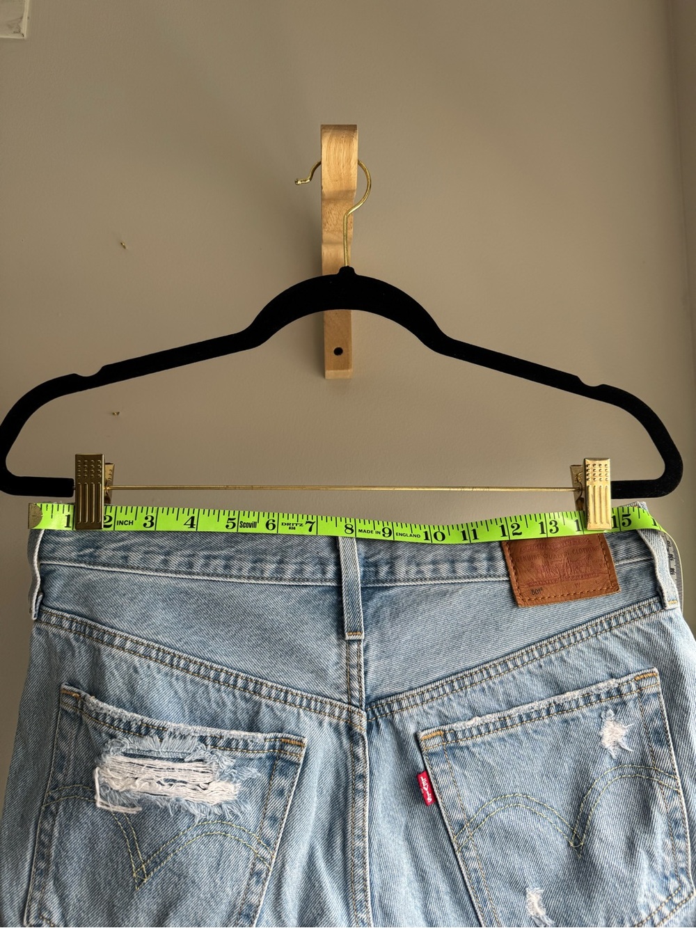 Levi’s 501 Distressed Denim Shorts - Picture 6 of 6